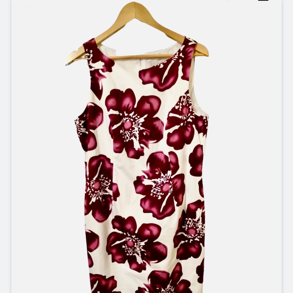 Floral sleeveless dress